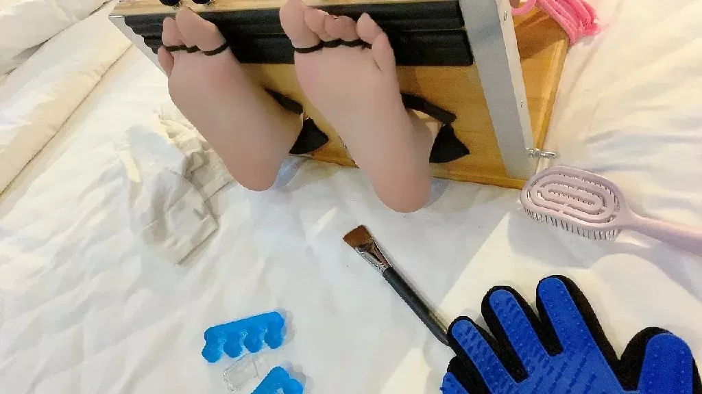 【真实优质资源】 知名画师画师橘子的 《小野约现实录》 4.webp