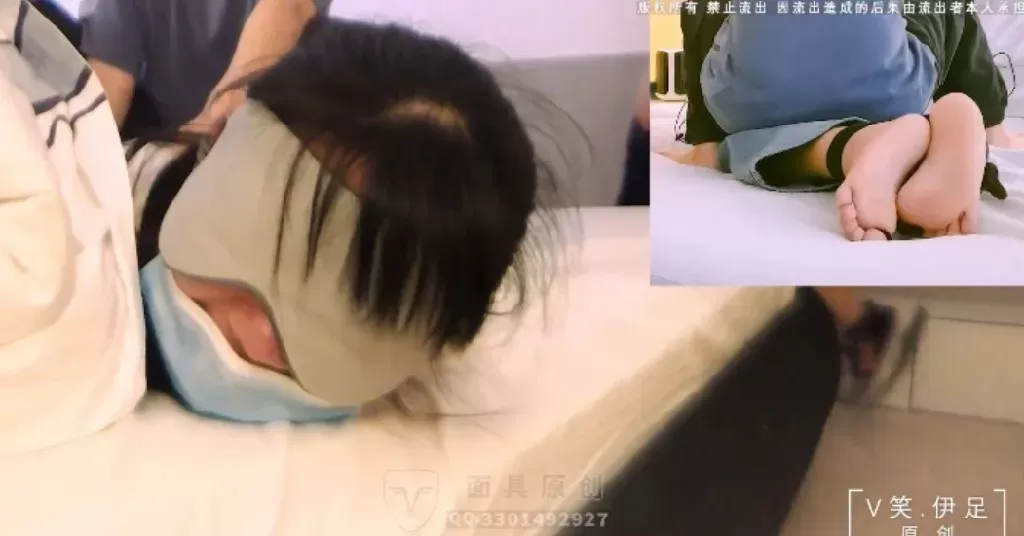 V笑 IKb素人小姐妹的初拍摄 双人“恩怨”互挠 各自都不留情 下  (4).webp