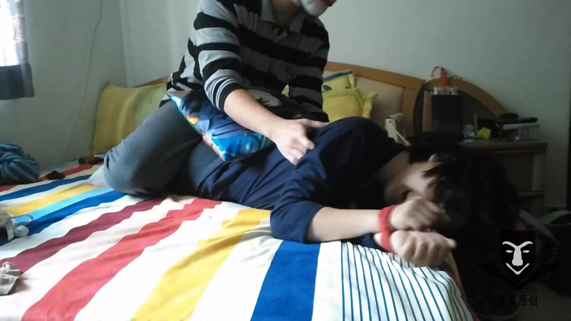 V笑原创 中学生-006桐桐.mp4_20251214_215918509.webp