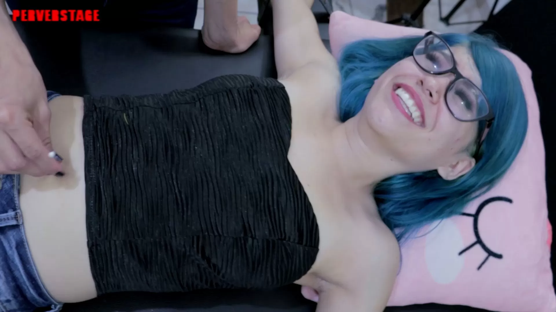Perverstage – Navel Torment II.mp4_snapshot_02.56.501.webp