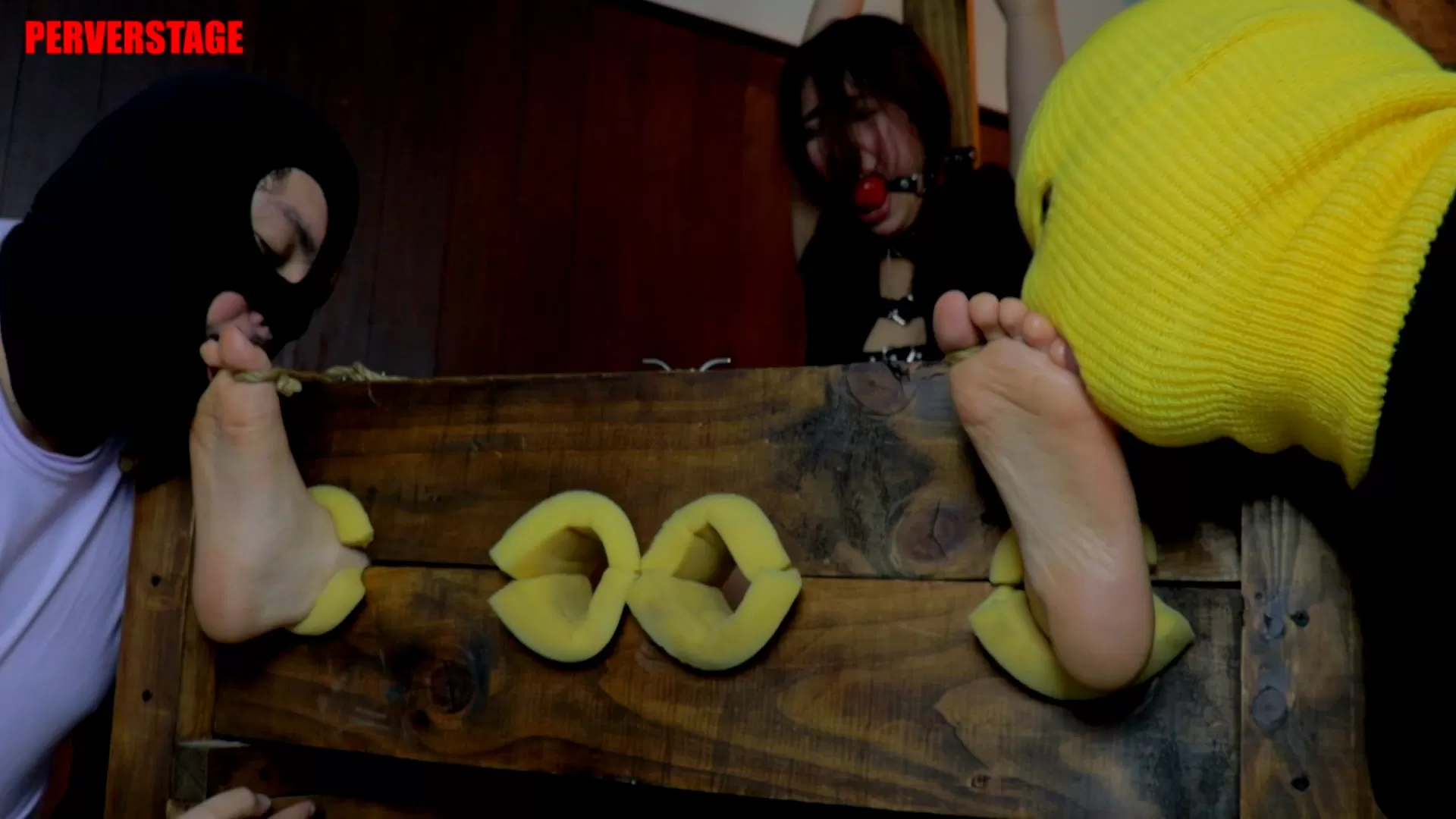 Perverstage – When Finally Convince a Ticklish Friend.mp4_snapshot_18.04.449.webp