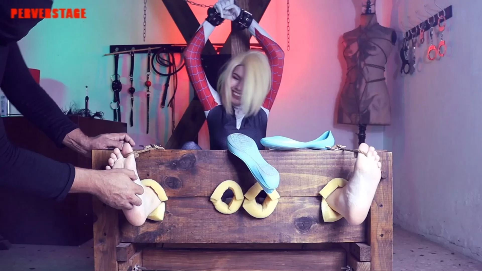 Perverstage – Will Spider Gwen have tickle feet.mp4_snapshot_14.44.216.webp