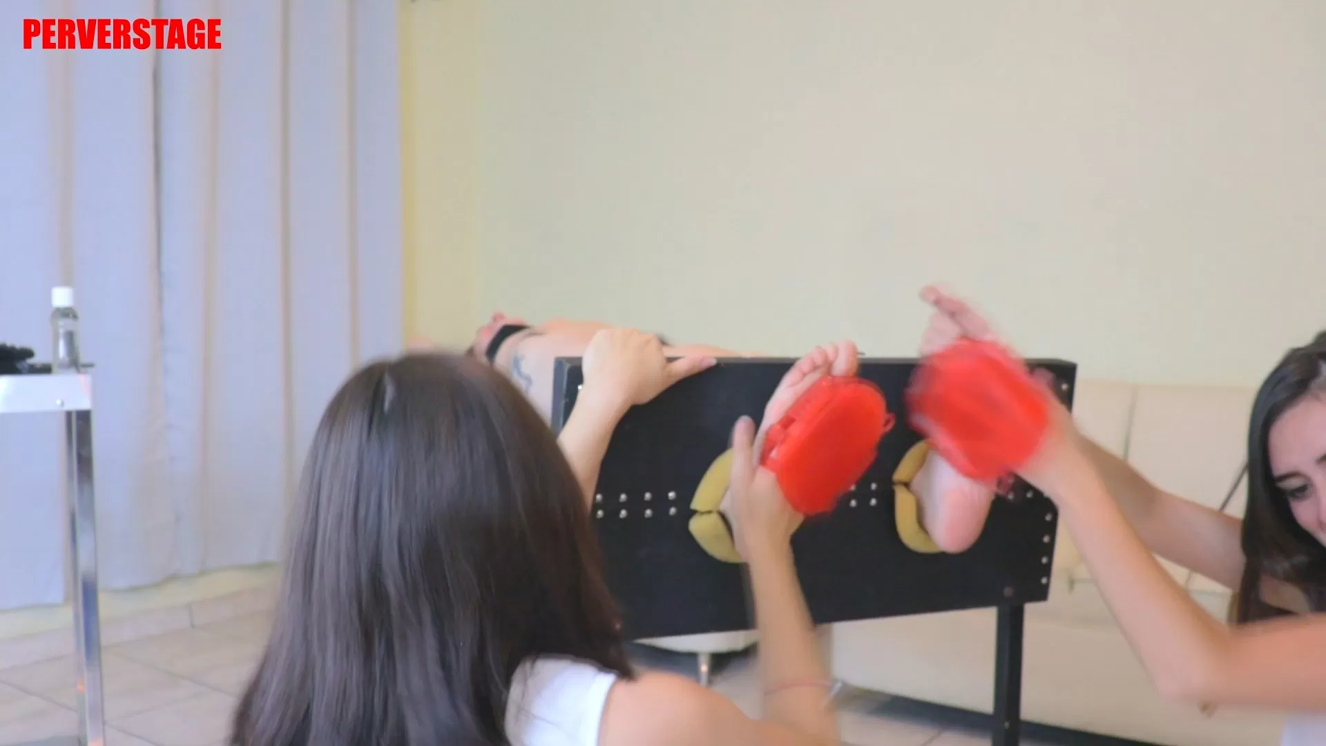 Perverstage – Crazy Massage Double Tickling Gloves Mania 1 Chapter (Custom).mp4.webp