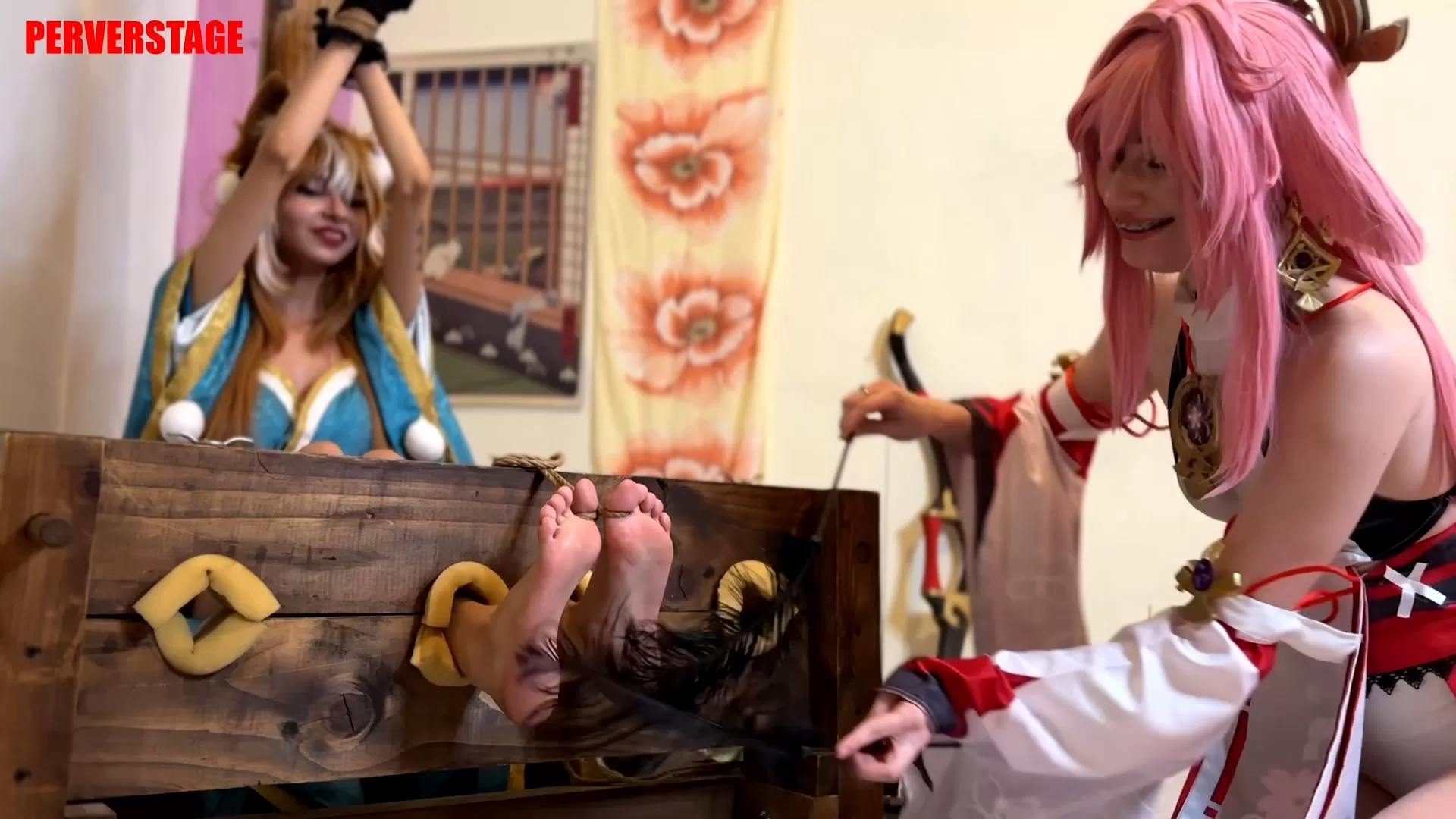 Perverstage – Miss Hina’s Little Feet Caught in the Stock (Custom).mp4_snapsho.webp