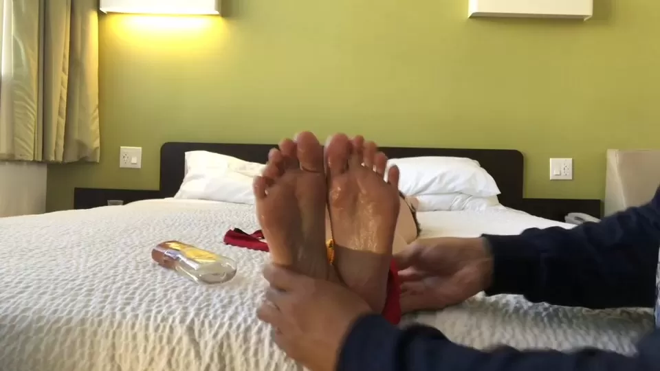 TheBKTickler - Marie's foot tickle destruction (uncut).mp4_snapshot_03.28.333.webp