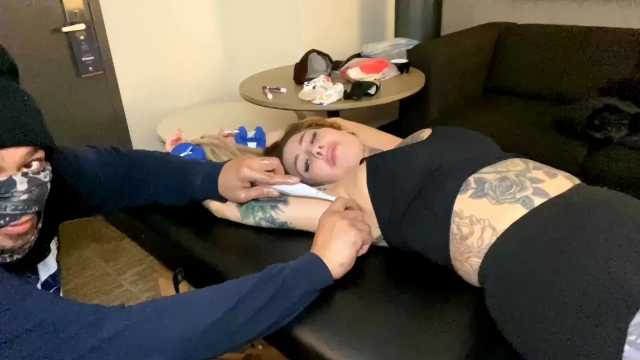 TheBKTickler – Lady velvet’s tickle table debut – full body.mp4_snapshot_04.27.000.webp