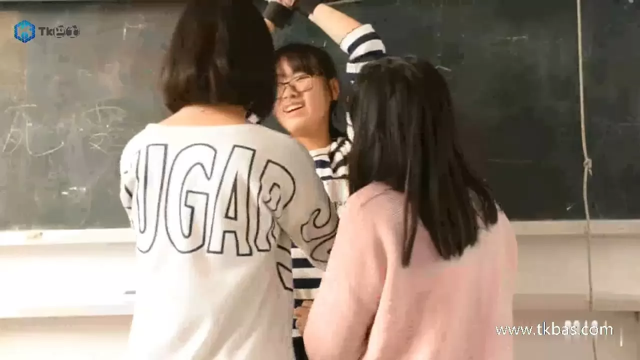 突围摄影原创 北贝萱B176.mp4_snapshot_28.20.000.webp