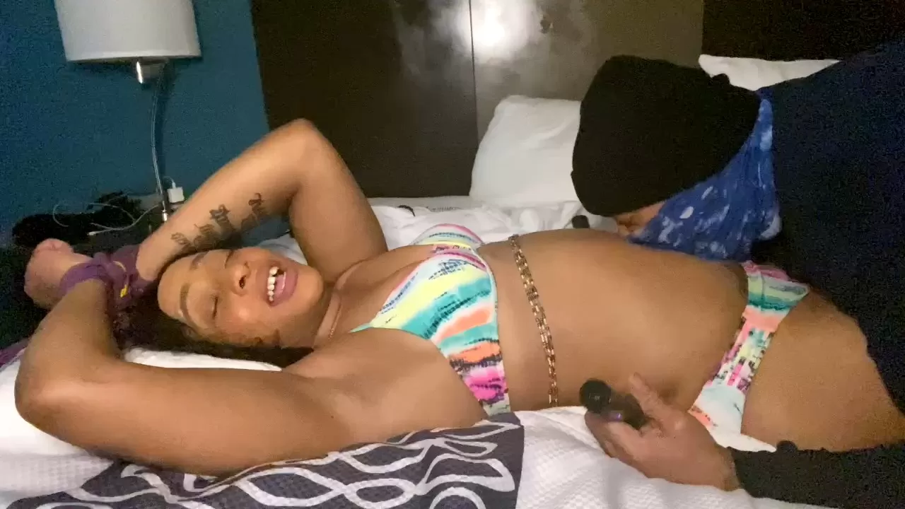 TheBKTickler – Snorts And Giggles Kendra‘s Belly Worship.mp4_snapshot_06.41.000.webp