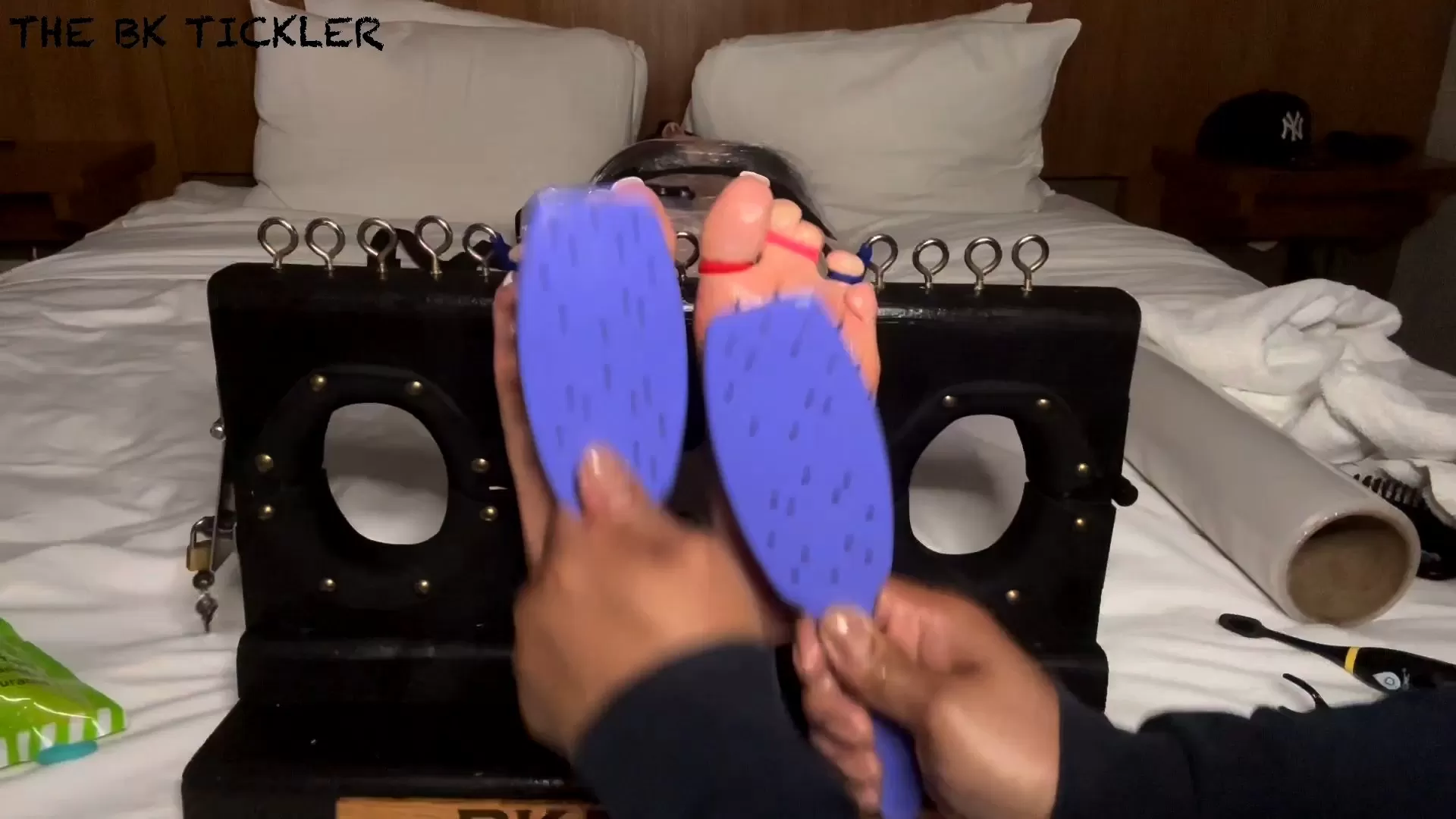 TheBKTickler – SOLSESEXY J WRAPPED AND WRECKED!.mp4_snapshot_08.15.000.webp