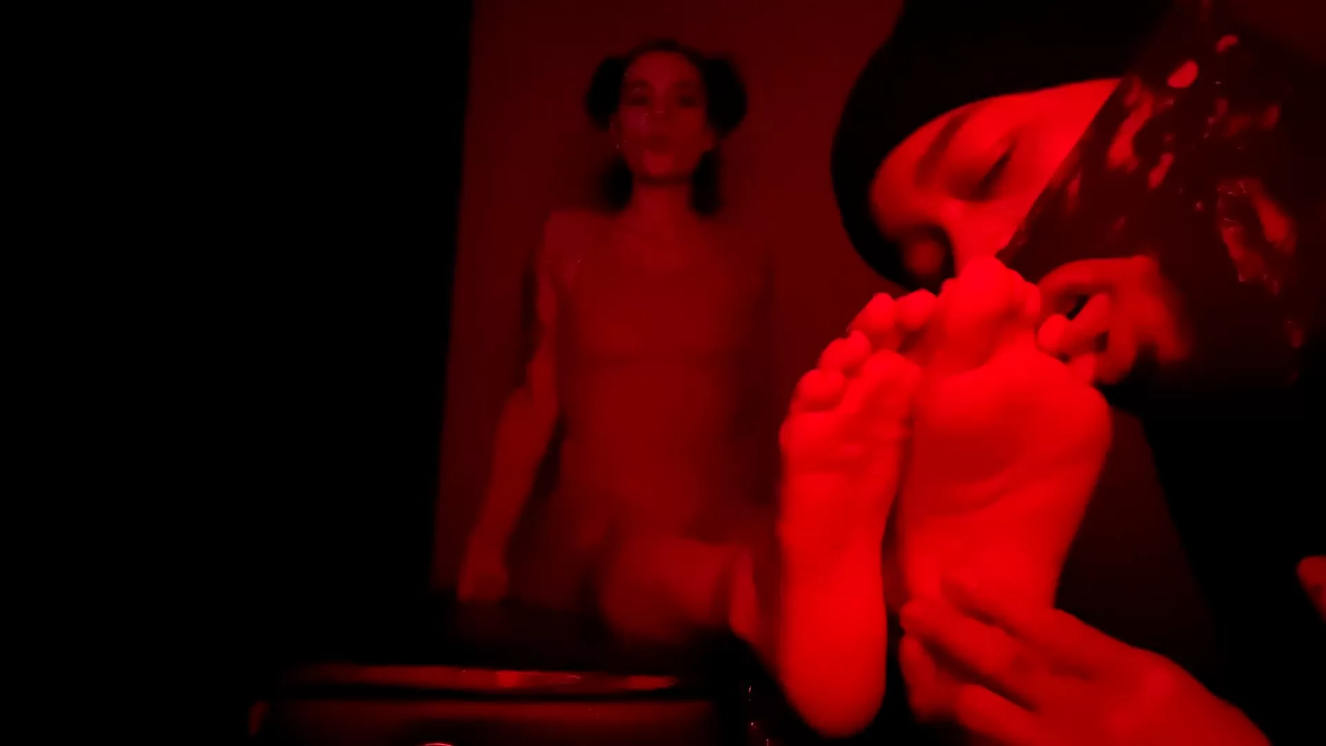 TheBKTickler – The Red Light Tickle Special Goddess Fina.mp4_snapshot_02.06.000.webp