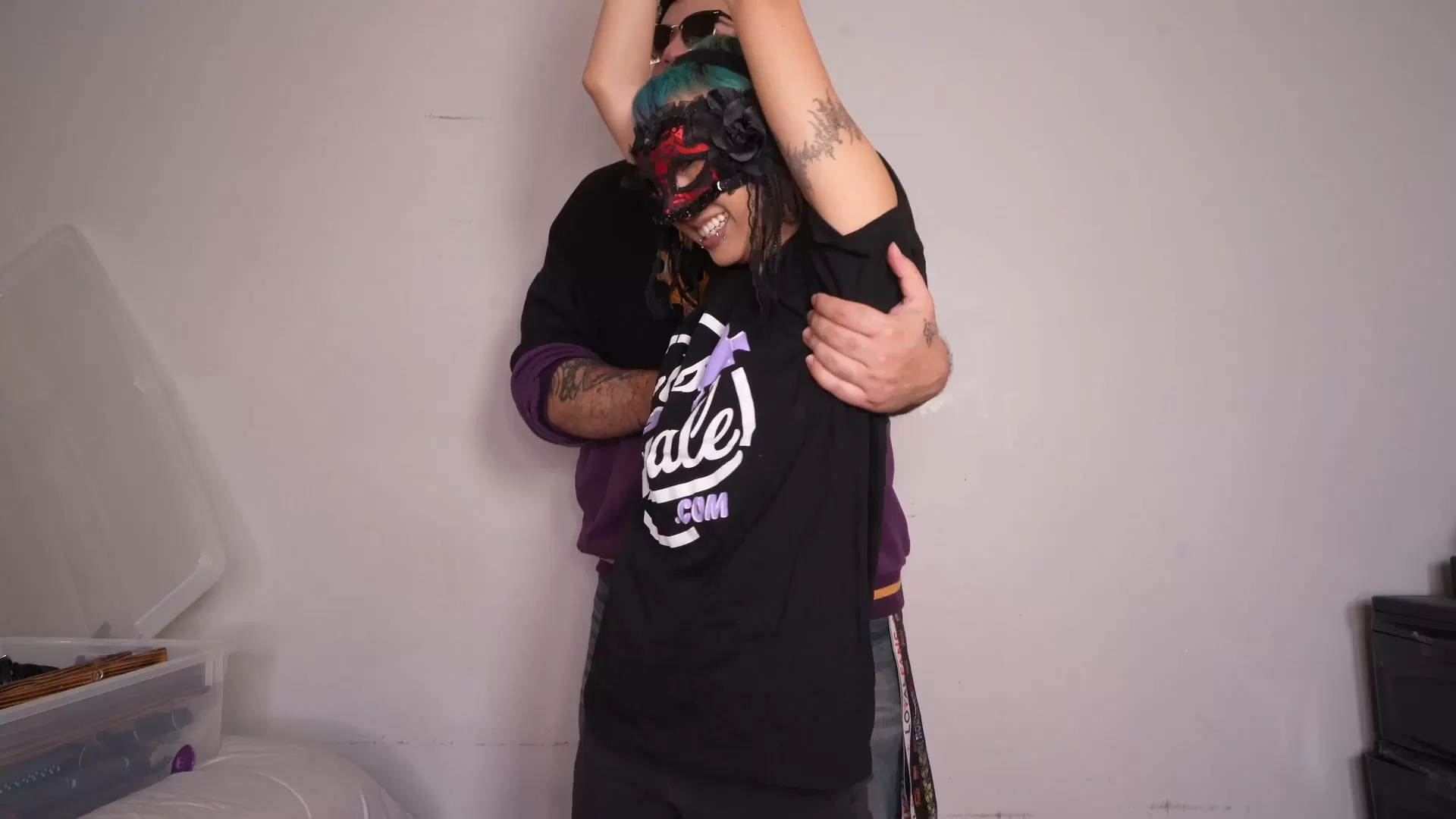 TheTickleRoom – Asian Flowers Upper body Hysteria!.mp4_snapshot_04.41.447.webp
