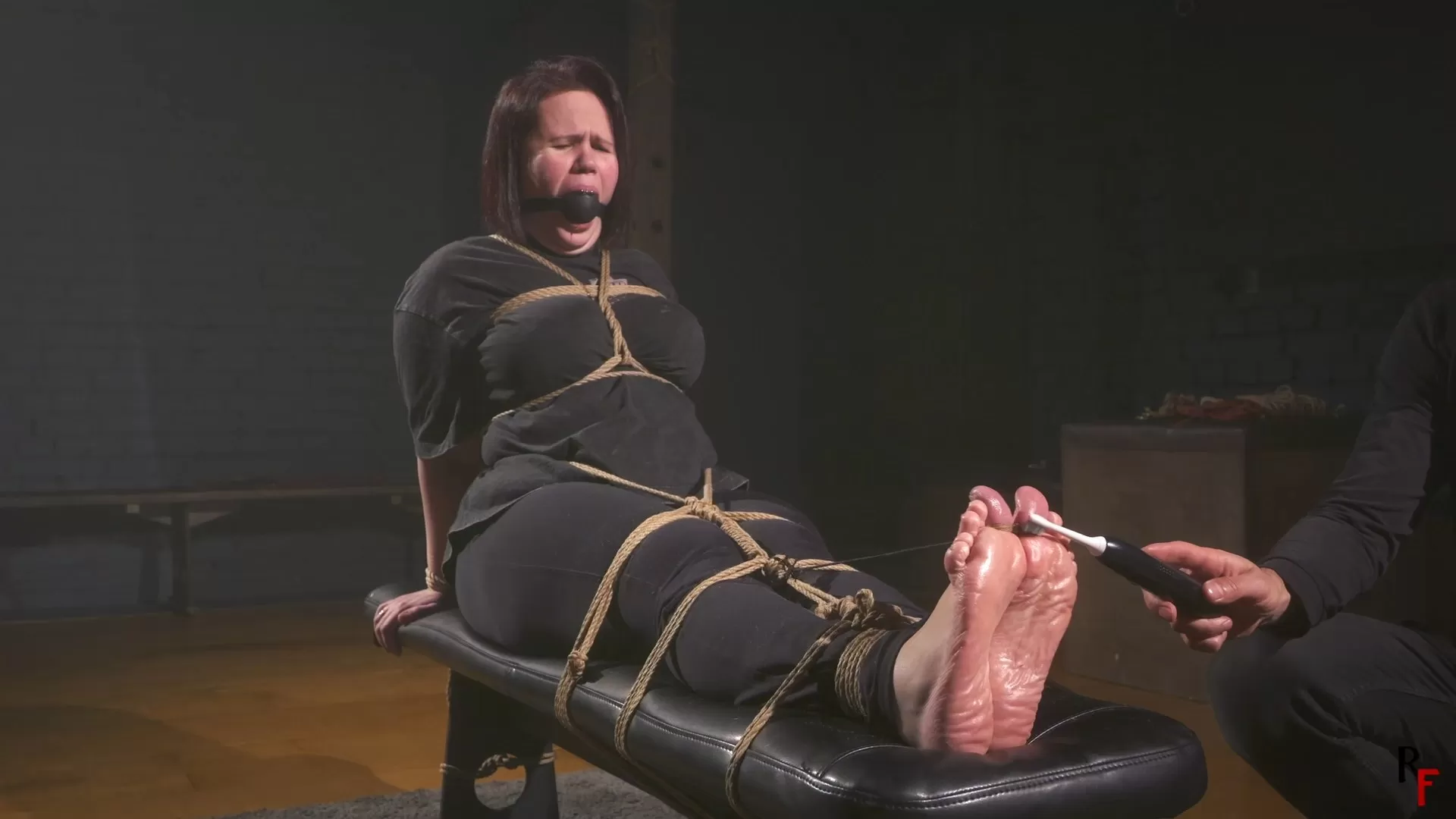 RFStudioProduction – Weightlifter Girl – Tickling Her Wrinkled Soles in Tight .webp