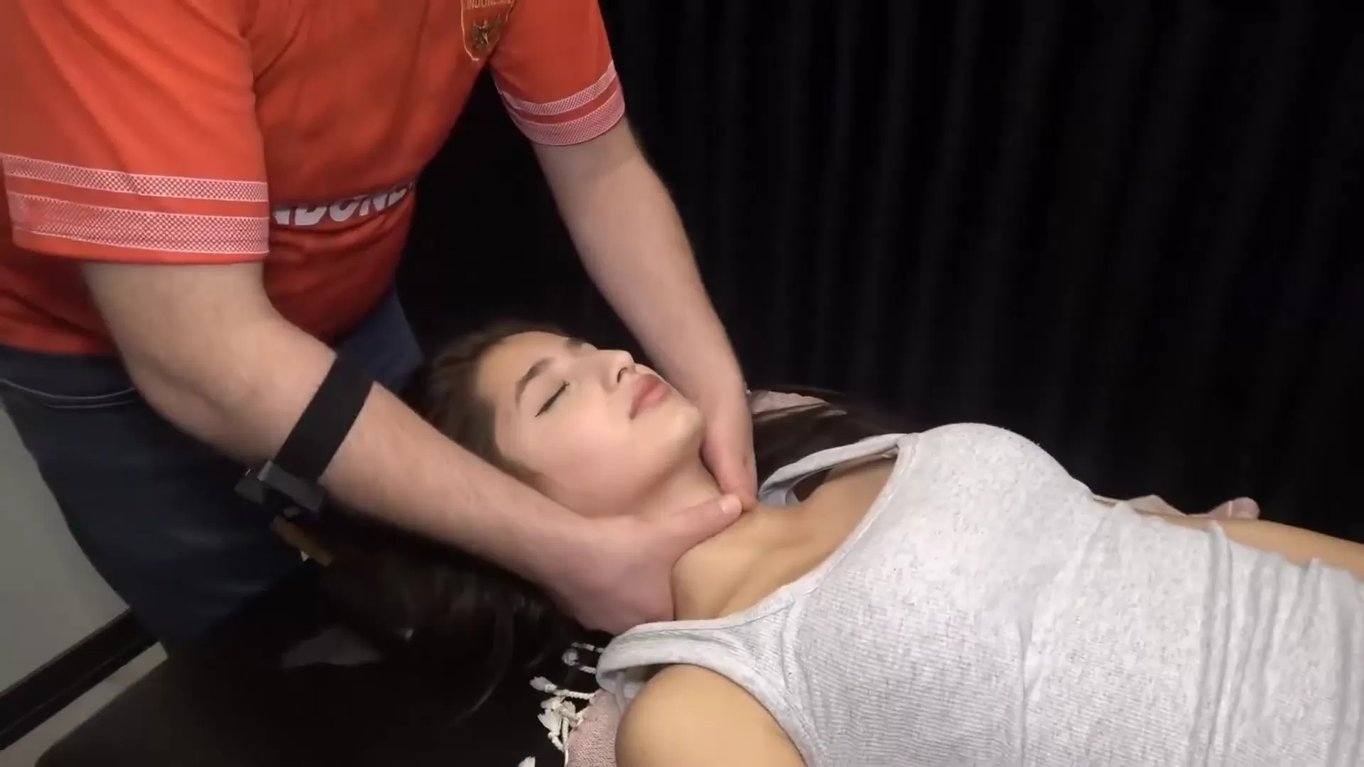 Lucky Fat Uncle Shoots Stunning Beauty, Grin Uncontrollable.0009 - 00-14-32.webp