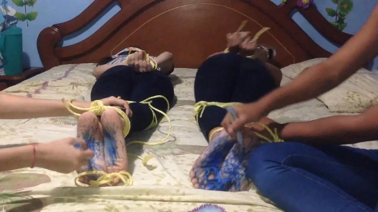 HomeMadeCosquillas - Bleu feet tickle challenge, Oriana and Maria's turn.00.webp