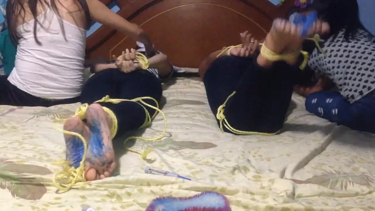 HomeMadeCosquillas - Bleu feet tickle challenge, Oriana and Maria's turn.00.webp