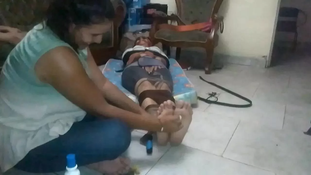 HomeMadeCosquillas - Old tickle experiment for Gaby.0000 - 00-00-40.webp