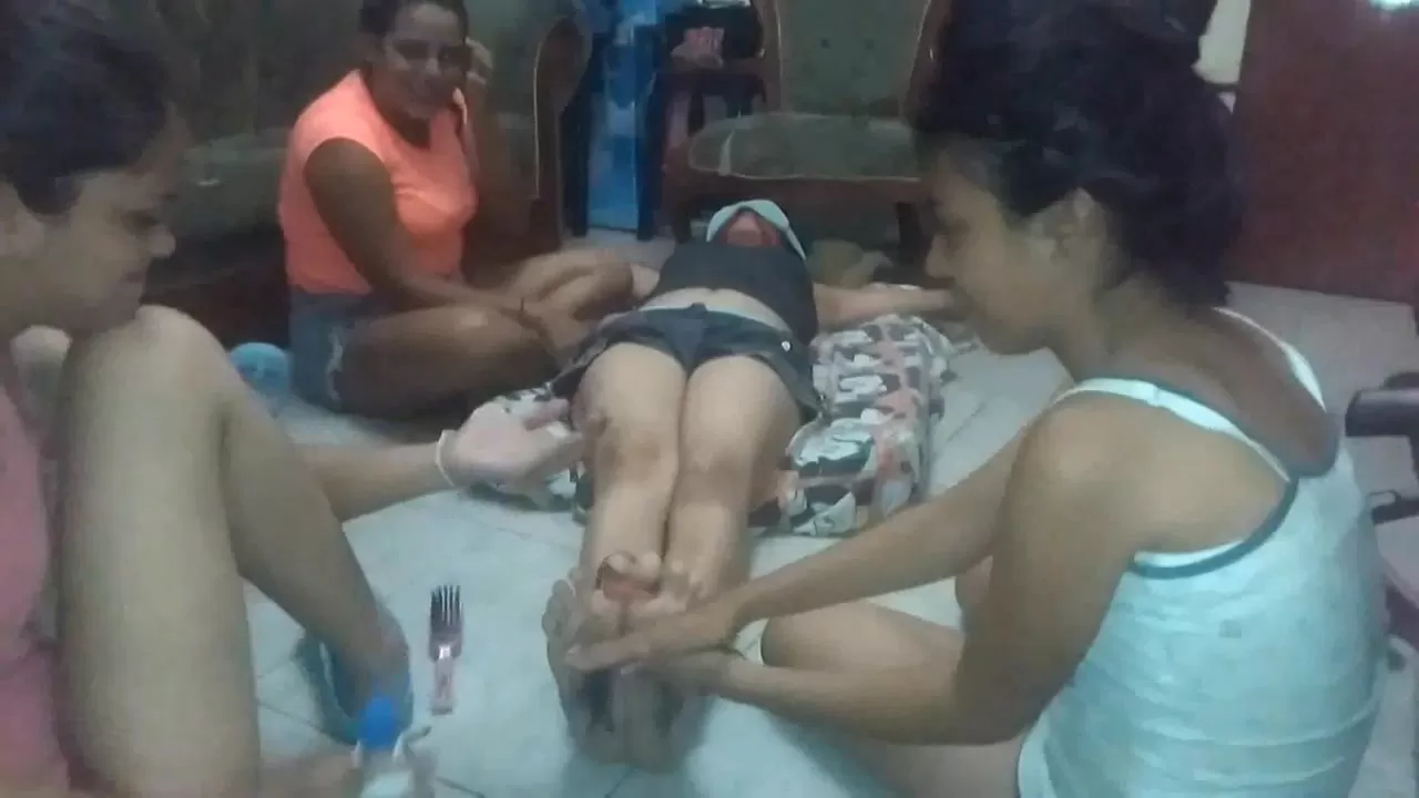 HomeMadeCosquillas - Tickle challenge 4 girls, Turn of Gabi.0009 - 00-04-42.webp
