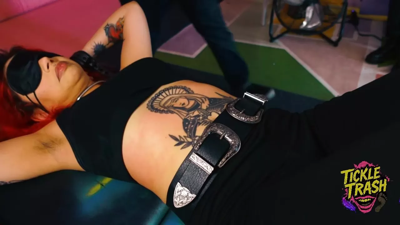 TickleTrash – Rose’s Belly Button Torment – This Is Kinda Cool.0013 - 00-15-37.webp