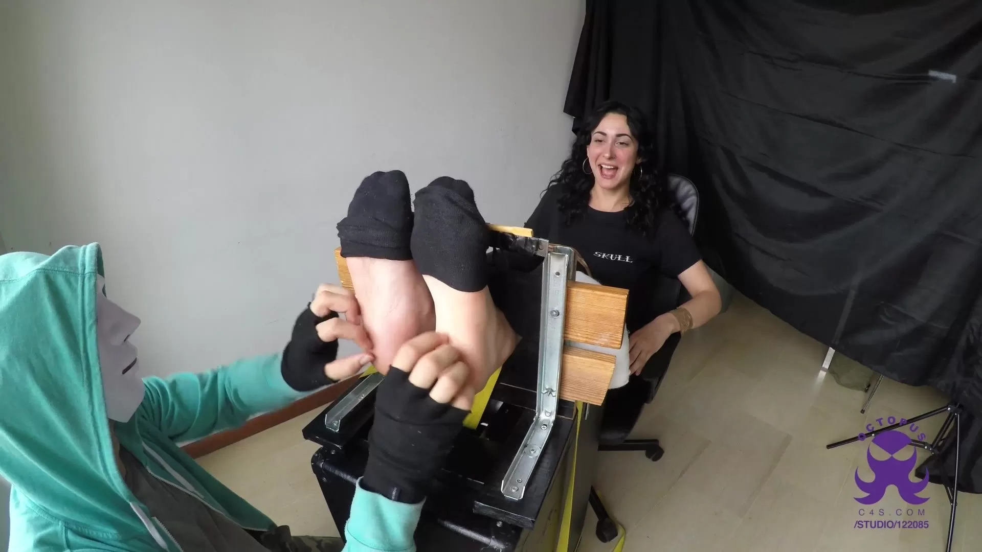 Octopus – Margherita – Feet in the stocks – First Time.0003 - 00-03-42.webp