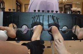 【重磅】推特大王必入精品！甜美妹子全姿势无死角多人TK