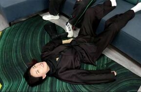 《蒙面点穴》点穴剧情丰富 演技卖力 挠脚心