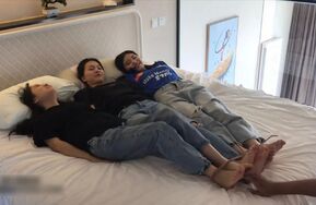 【PP原创】黑手TK三个清纯靓妹的嫩足脚心